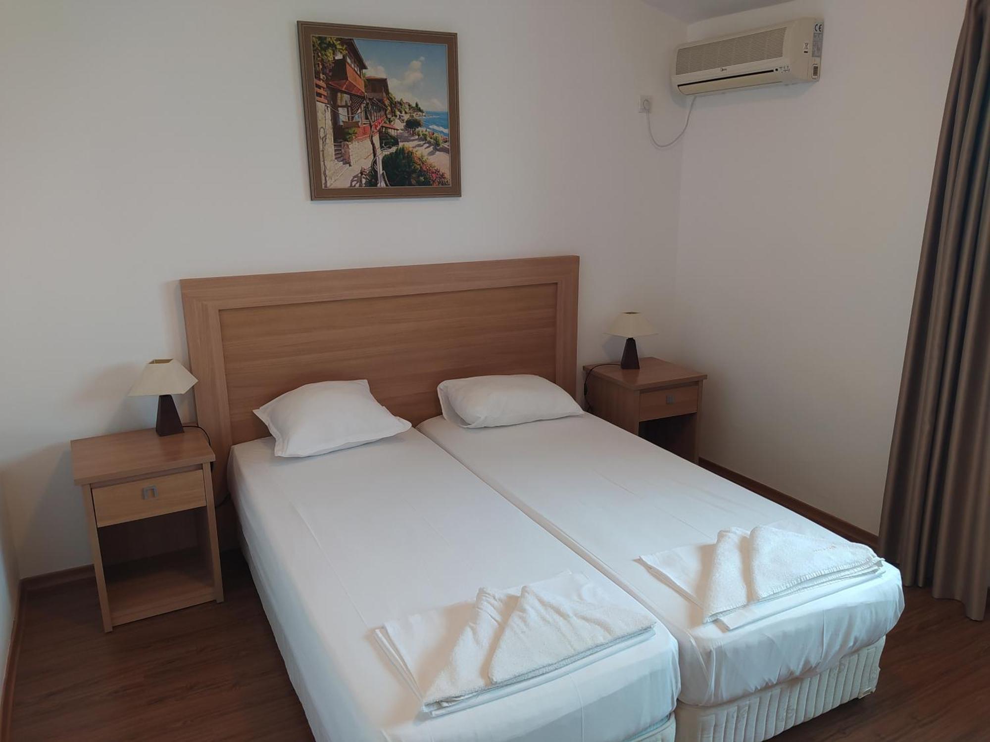 Visit Sunny Beach Marina Apartments رافدا الغرفة الصورة