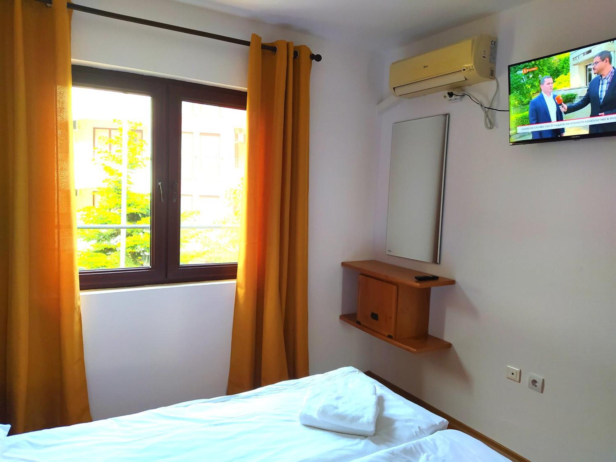 Visit Sunny Beach Marina Apartments رافدا الغرفة الصورة